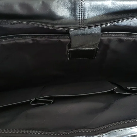 Kenneth Cole Computer Case - Picture 7 of 8